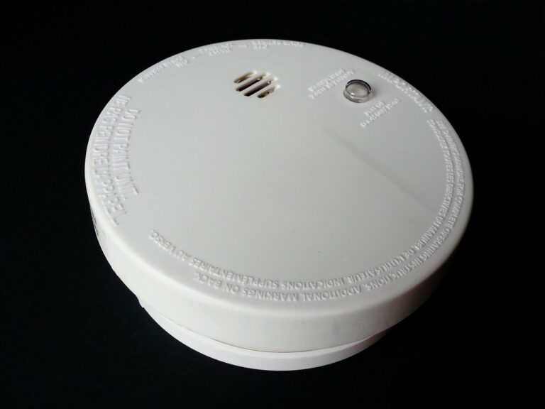 Carbon monoxide and smoke detectors: what landlords need to know