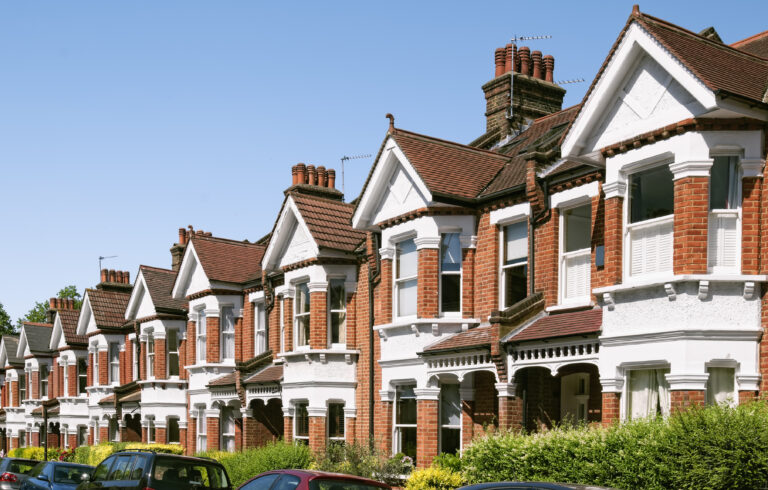 uk housing market houses